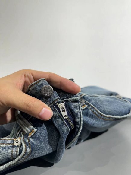 Burberry - Мужские штаны джинсы AB_2003BU5