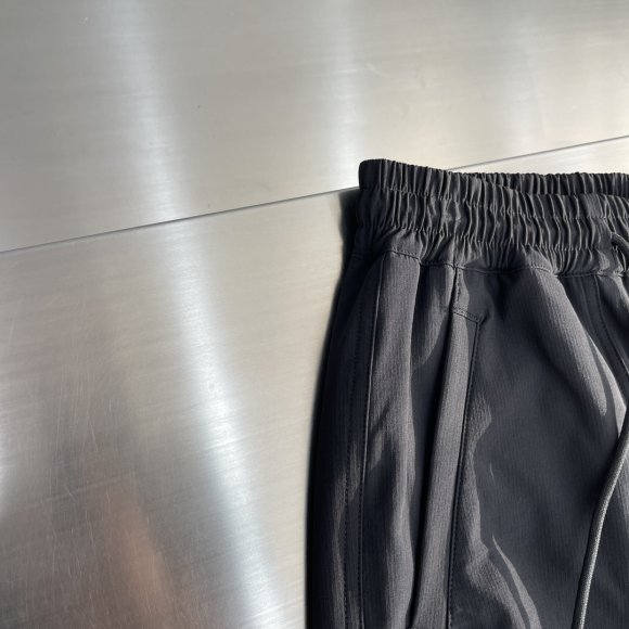 Yohji-Yamamoto Y-3 - Мужские повседневные штаны джоггеры TJ_0212YY8 Yohji-Yamamoto Y-3 - Мужские повседневные штаны джоггеры TJ_0212YY8