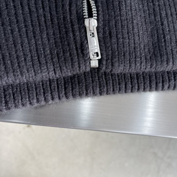 Prada - Мужская кофта свитер жакет TJ_0511PR2