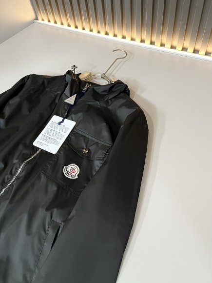 Moncler - Мужская куртка ветровка DF_0208MO2