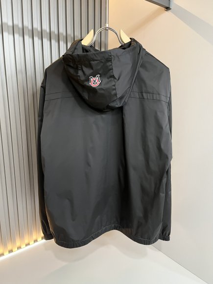 Moncler - Мужская куртка ветровка DF_0208MO2