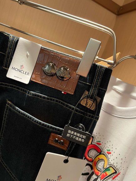 Moncler - Мужские штаны джинсы DF_0208MO7