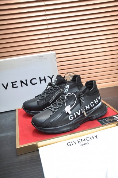 Givenchy - Мужские кроссовки ITL_0901GI1
