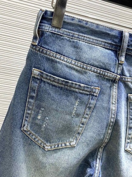 Gucci - Мужские джинсовые шорты TI_0605GU10