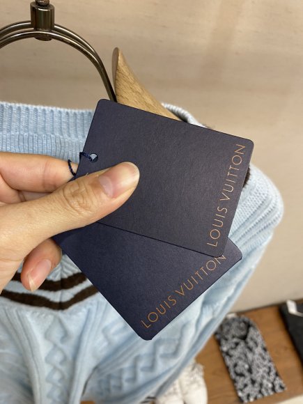 Louis Vuitton - Мужская кофта свитер DZ_0504LV6