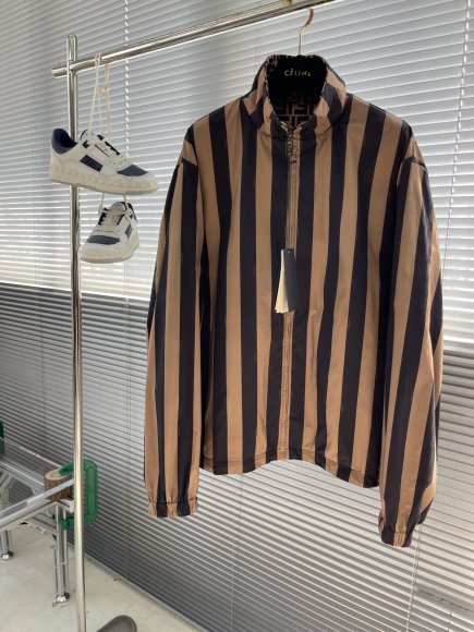 Fendi - Мужская двусторонняя куртка ветровка DZ_1109FE10