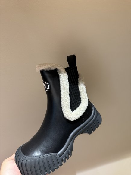 Louis Vuitton - Мужские ботинки челки KA_2510LV3