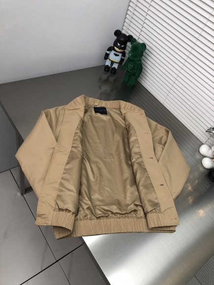 Louis Vuitton - Мужская куртка бомбер ветровка DZ_0512LV10