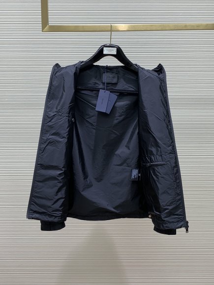 Prada - Мужская куртка ветровка TI_0708PR2