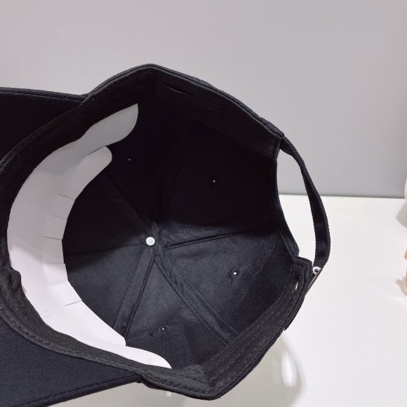 Prada - Бейсболка кепка AO_1904PR17