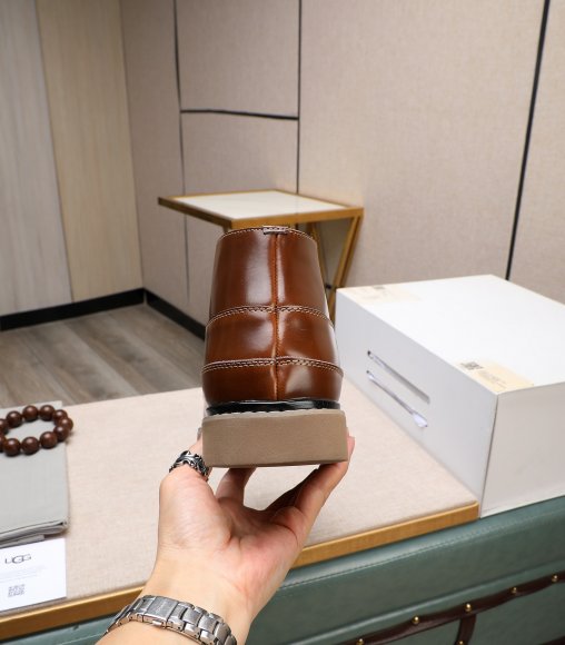 UGG - Мужские зимние ботинки GTL_0912UG6