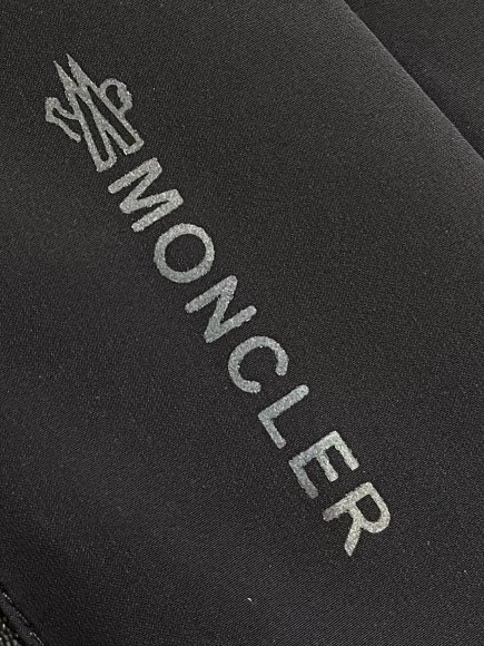 Moncler - Мужская куртка ветровка DZ_0908MO6