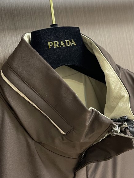 Prada - Мужская куртка ветровка DZ_0908PR7