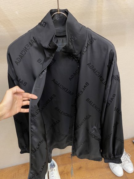 Balenciaga - Мужская кофта куртка DZ_2208BA9