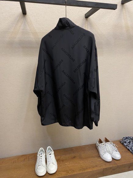 Balenciaga - Мужская кофта куртка DZ_2208BA9