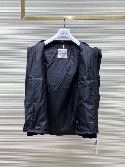 Moncler - Мужская куртка ветровка парка TI_3009MO10