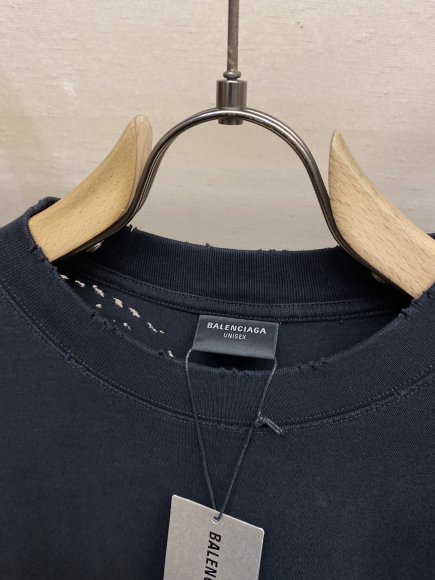 Balenciaga - Мужская футболка майка DZ_1403BA4