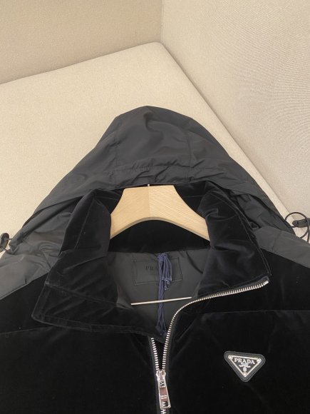 Prada - Мужская куртка пуховик DZ_1410PR6